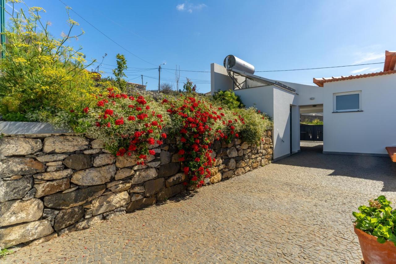 La Paloga Villa Estreito Da Calheta Exterior photo